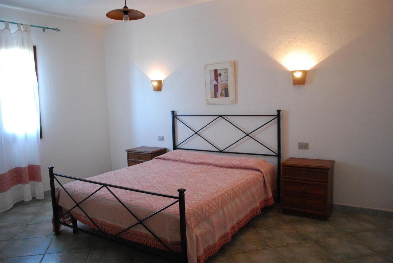 Residence Oasi E Oasi Blu 산테오도로 외부 사진